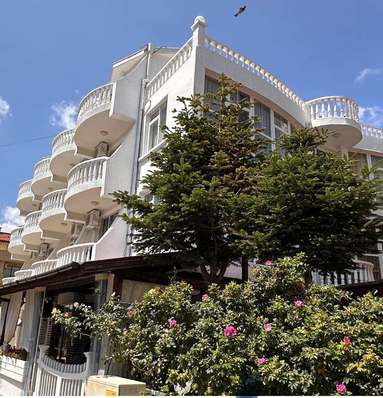 Hotel Yanis Lozenets Exterior foto